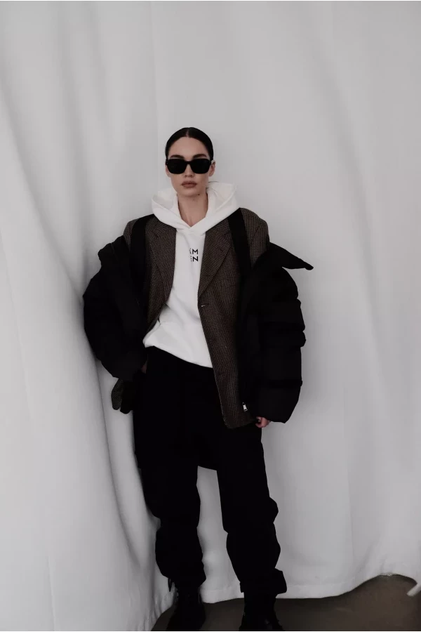 Тройка: Чёрная юбка и пиджак, белая рубашка