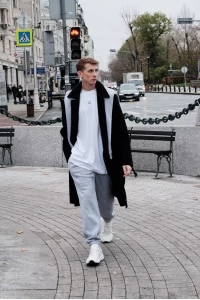 Мужской спортивный костюм тройка, на флисе, белый