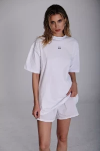 Tank top and Shorts white