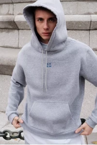 Толстовка с капюшоном серая