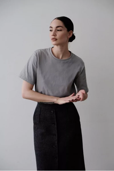 Чёрная юбка и рубашка