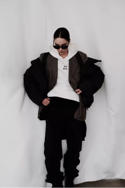 Тройка: Чёрная юбка и пиджак, белая рубашка